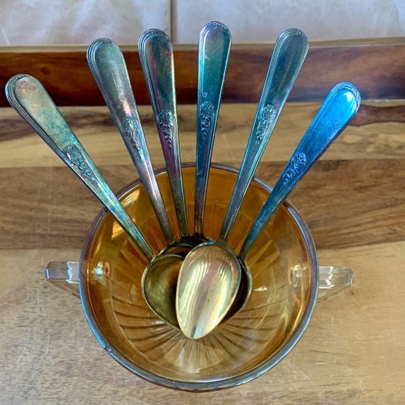 Vintage Carnival Glass Red Robin Sugar Bowl From The 20’s - Picture 4 of 7